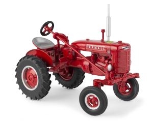 Tomy ERTL 1:16 Farmall® A with FFA Logo
